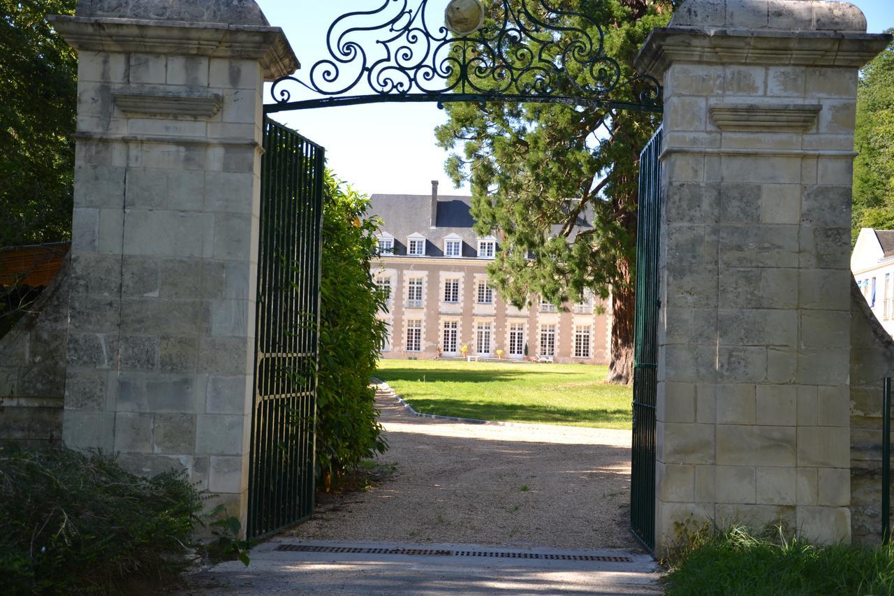 Chateau De Saint Ouen Les Vignes ภายนอก รูปภาพ